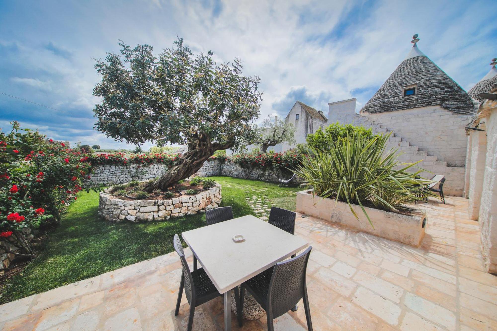 Trulli Arco Antico Villa Locorotondo Exterior foto