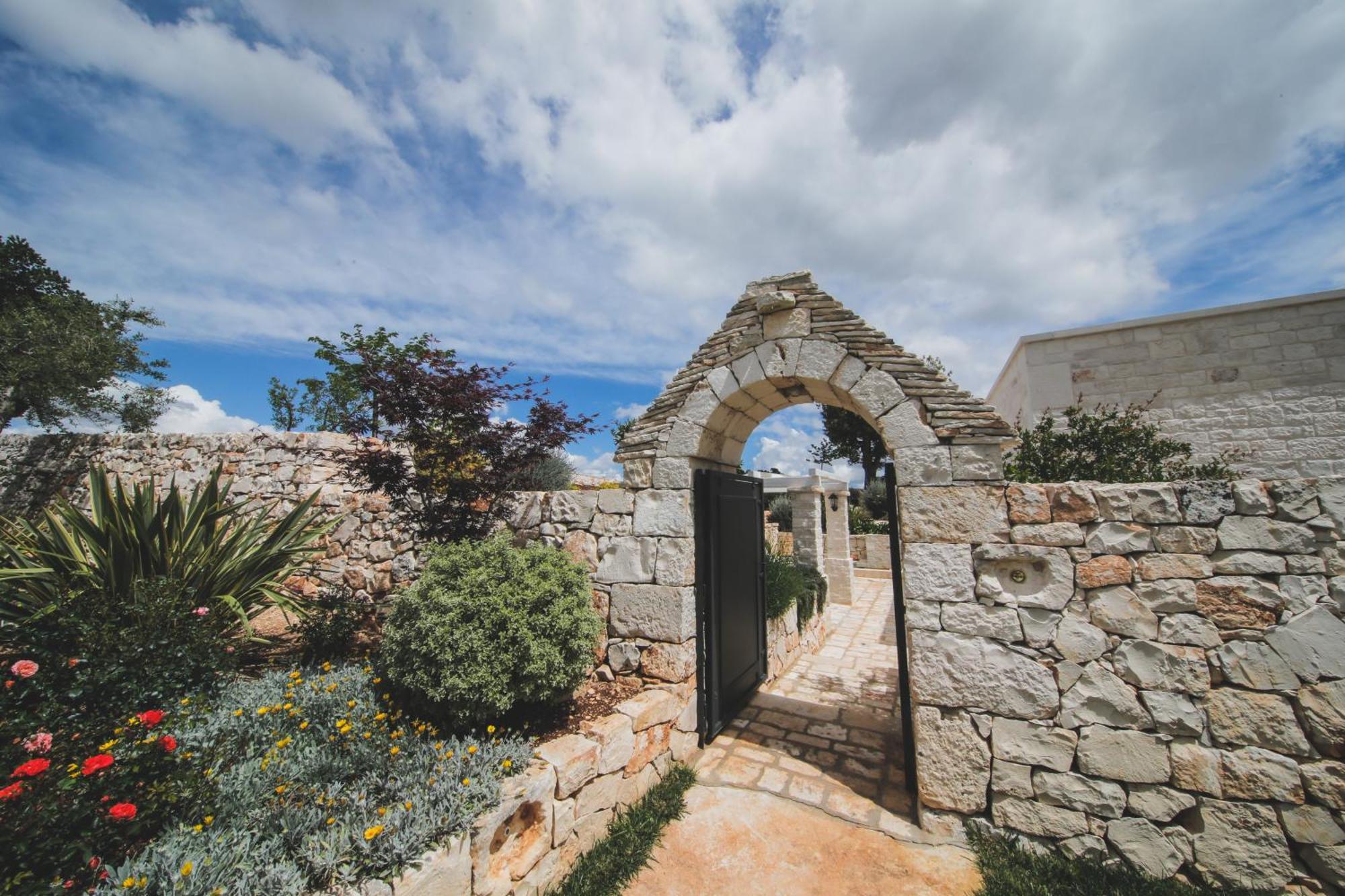 Trulli Arco Antico Villa Locorotondo Exterior foto